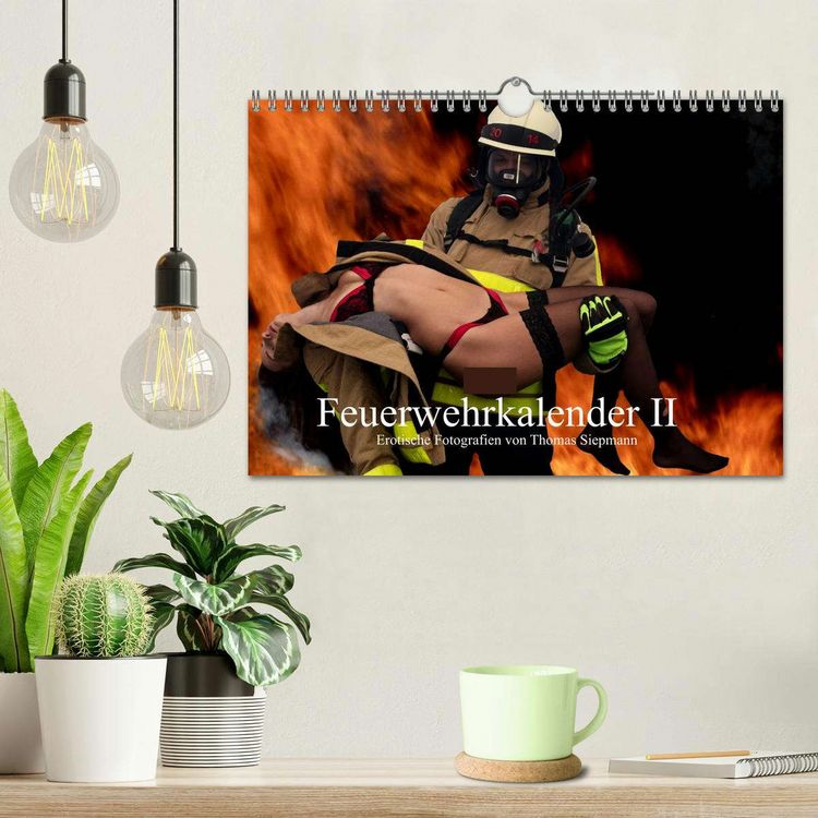 Produktbild: Feuerwehrkalender II &ndash; Erotische Fotografien von Thomas Siepmann (Wandkalender 2026 DIN A4 quer), CALVENDO Monatskalender