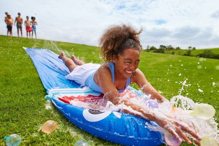 Produktbild: Bunch O Balloons - Wasserrutsche Hai mit 100+ Wasserballons