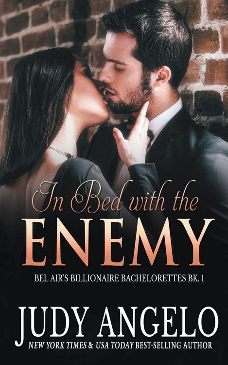 Produktbild: In Bed with the Enemy
