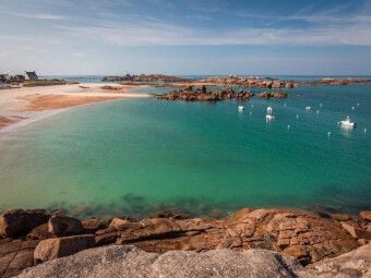 Produktbild: CALVENDO Puzzle Bay Greve Blanche in Tregastel in der Bretagne, Frankreich | 1000 Teile Lege-Gr&ouml;&szlig;e 64x48cm Foto-Puzzle f&uuml;r gl&uuml;ckliche Stunden