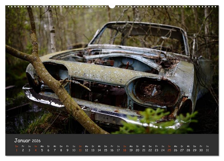 Produktbild: BILKYRKOG&Aring;RDEN Der Autofriedhof im Kyrk&ouml; Mosse (Wandkalender 2026 DIN A2 quer), CALVENDO Monatskalender