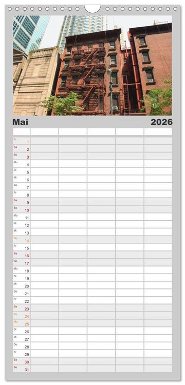 Produktbild: Familienplaner 2026 - Streets of New York - Zu Fu&szlig; durch die Metropole der Superlative mit 5 Spalten (Wandkalender, 21 x 45 cm) CALVENDO