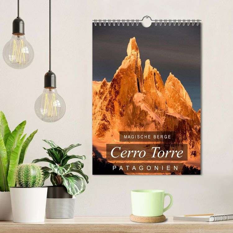 Produktbild: Magische Berge Patagoniens: Cerro Torre (Wandkalender 2026 DIN A4 hoch), CALVENDO Monatskalender