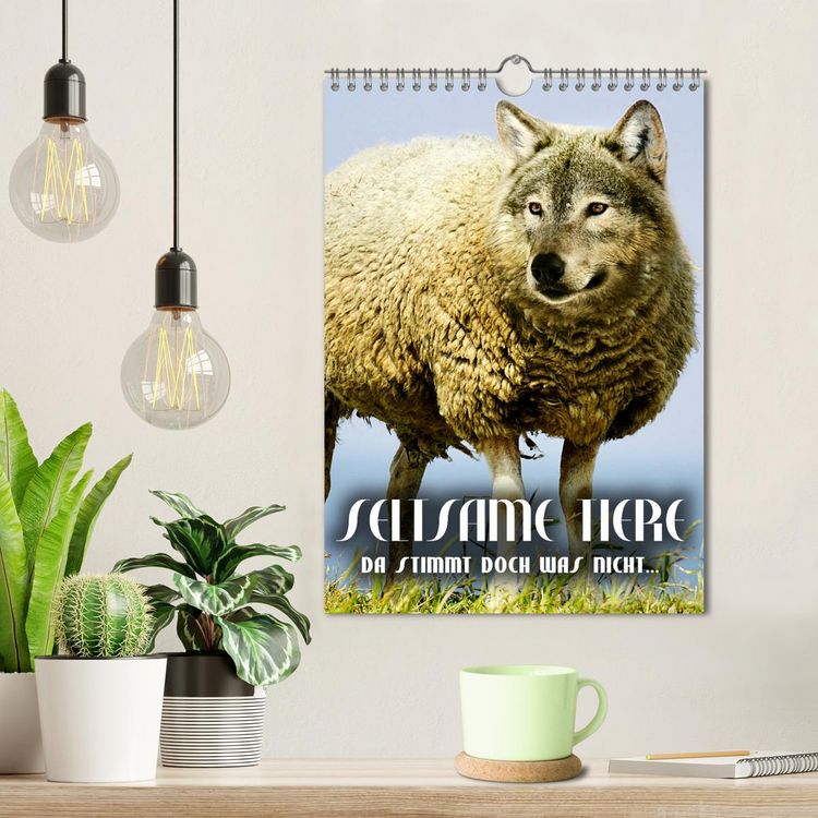 Produktbild: Seltsame Tiere - da stimmt doch was nicht... (Wandkalender 2026 DIN A4 hoch), CALVENDO Monatskalender