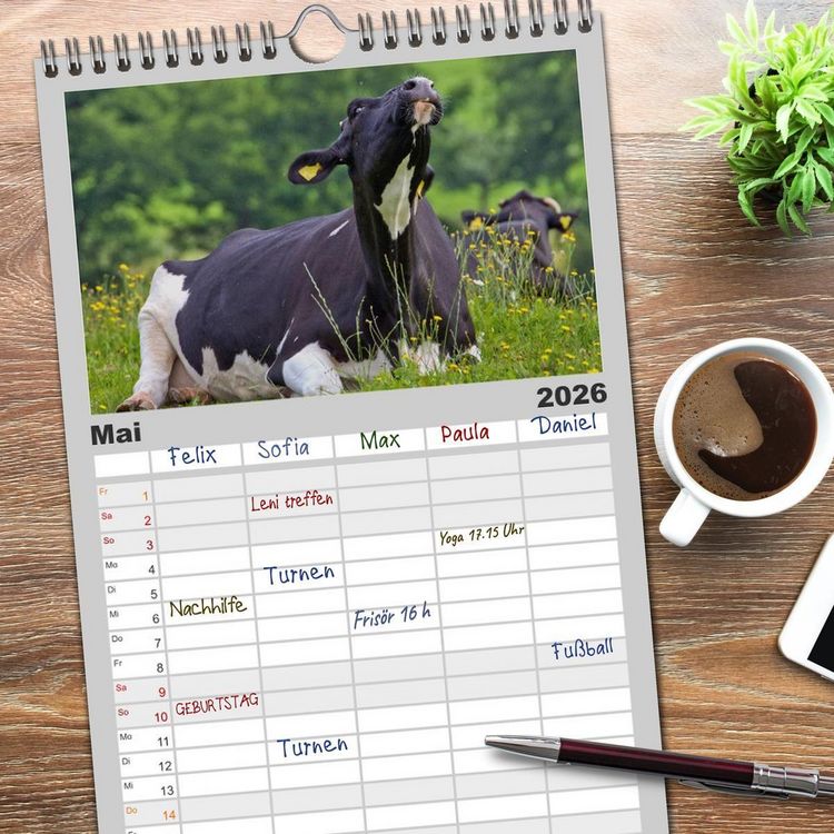 Produktbild: Familienplaner 2026 - Kuh und Co. mit 5 Spalten (Wandkalender, 21 x 45 cm) CALVENDO