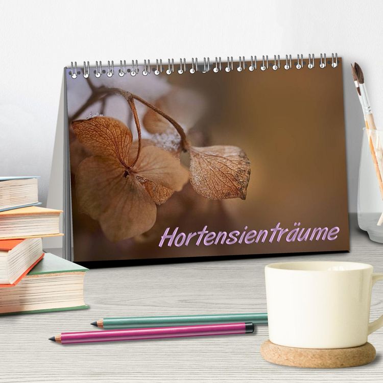 Produktbild: Hortensientr&auml;ume (Tischkalender 2026 DIN A5 quer), CALVENDO Monatskalender