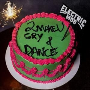 Produktbild: 2 Make U Cry & Dance