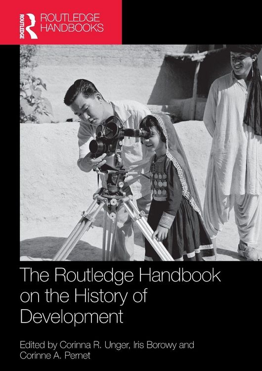 Produktbild: The Routledge Handbook on the History of Development