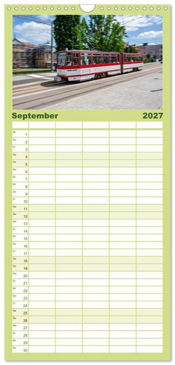 Produktbild: Familienplaner 2027 - Stra&szlig;enbahnklassiker auf Schienen mit 5 Spalten (Wandkalender, 21 x 45 cm) CALVENDO