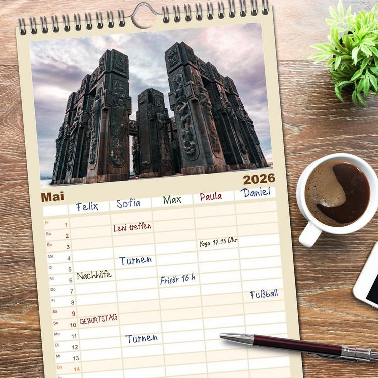 Produktbild: Familienplaner 2026 - Georgien - Neuzeit-Chroniken mit 5 Spalten (Wandkalender, 21 x 45 cm) CALVENDO