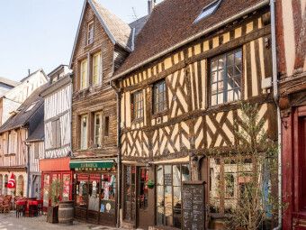Produktbild: CALVENDO Puzzle Bernay | 1000 Teile Lege-Gr&ouml;&szlig;e 64x48cm Foto-Puzzle f&uuml;r gl&uuml;ckliche Stunden