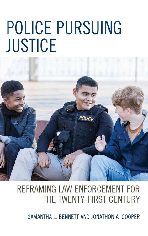 Produktbild: Police Pursuing Justice