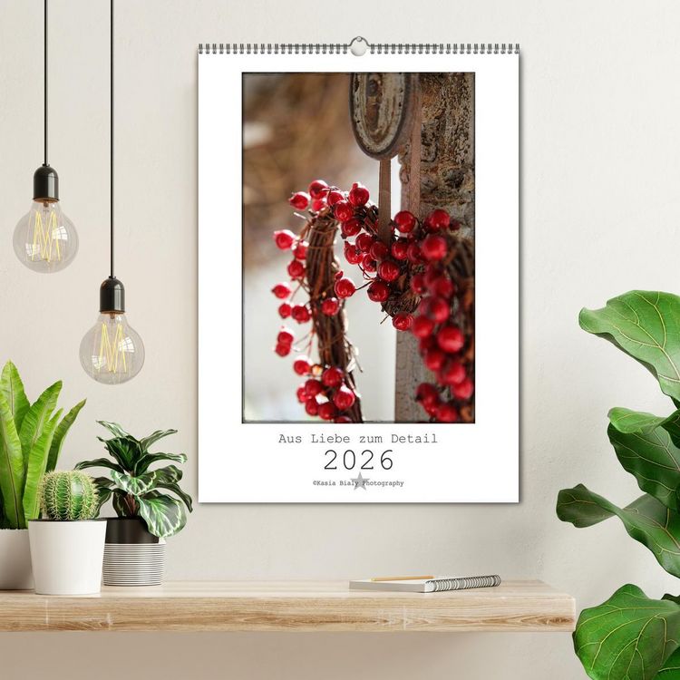Produktbild: Aus Liebe zum Detail (Wandkalender 2026 DIN A2 hoch), CALVENDO Monatskalender