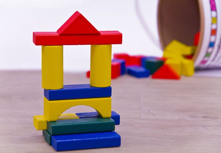 Produktbild: SpielMaus Holz Holzbausteine bunt 50-teilig