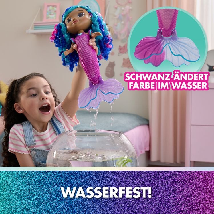 Produktbild: Gabby&rsquo;s Dollhouse: Der Film &ndash; Sing & Shine Meerjungfrau Gabby, 30cm gro&szlig;e Wasserspielpuppe mit Licht- & Soundeffekten, spricht Deutsch