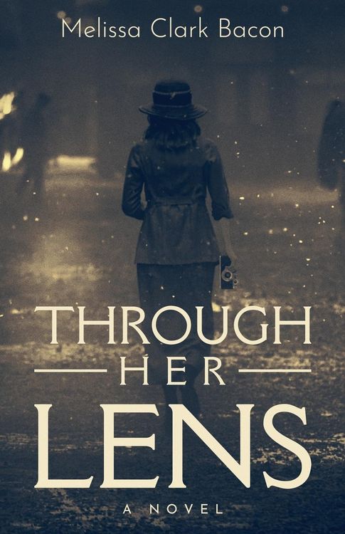Produktbild: Through Her Lens