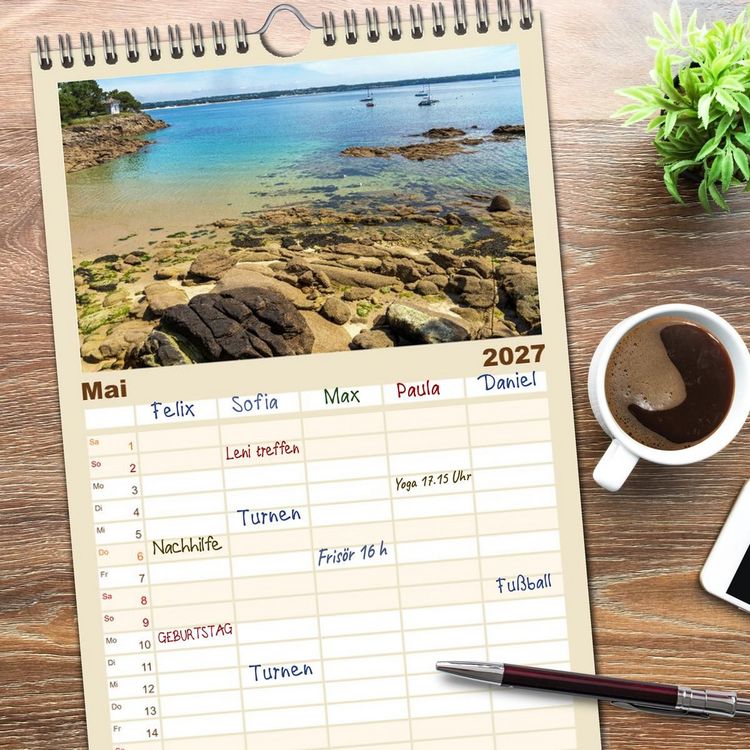 Produktbild: Familienplaner 2027 - Bretagne - Traumk&uuml;sten im s&uuml;dlichen Finist&egrave;re mit 5 Spalten (Wandkalender, 21 x 45 cm) CALVENDO