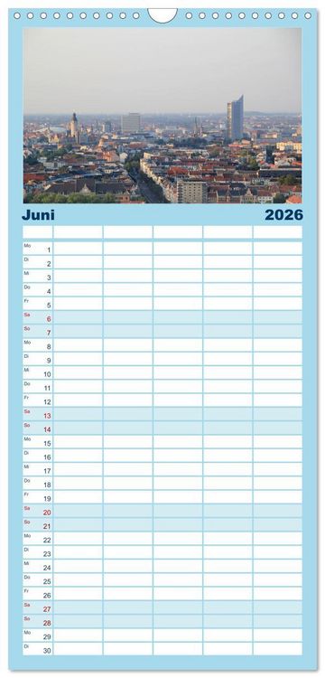 Produktbild: Familienplaner 2026 - &Uuml;ber den D&auml;chern von Leipzig mit 5 Spalten (Wandkalender, 21 x 45 cm) CALVENDO