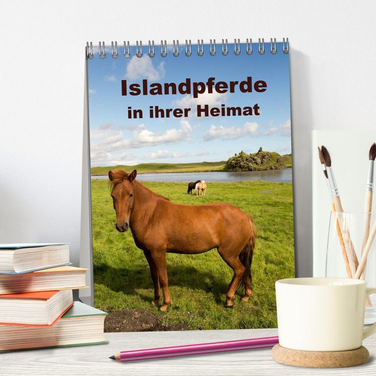Produktbild: Islandpferde in ihrer Heimat (Tischkalender 2026 DIN A5 hoch), CALVENDO Monatskalender