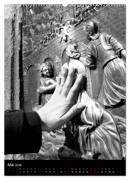 Produktbild: Prag - Die goldene Stadt in monochrom (hochwertiger Premium Wandkalender 2026 DIN A2 hoch), Kunstdruck in Hochglanz
