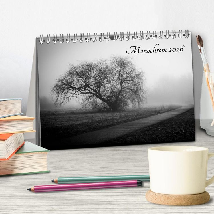 Produktbild: Monochrom 2026 (Tischkalender 2026 DIN A5 quer), CALVENDO Monatskalender