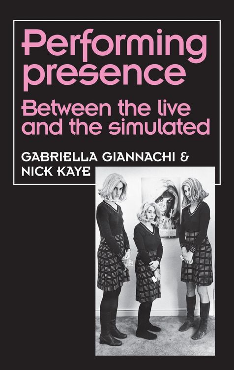 Produktbild: Performing Presence