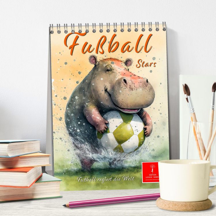 Produktbild: Fu&szlig;ball Stars - Fu&szlig;ball regiert die Welt (Tischkalender 2026 DIN A5 hoch), CALVENDO Monatskalender
