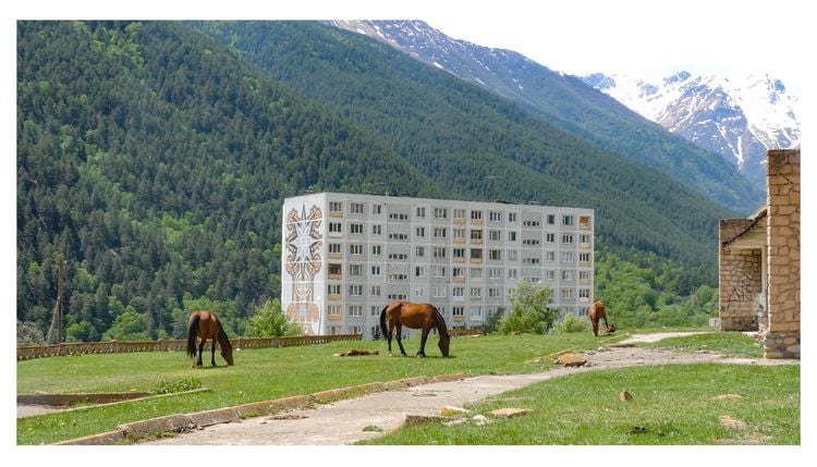 Produktbild: Patterned Panels. Mosaic Fa&ccedil;ades by the Jarsky Brothers in Soviet and Uzbek Tashkent