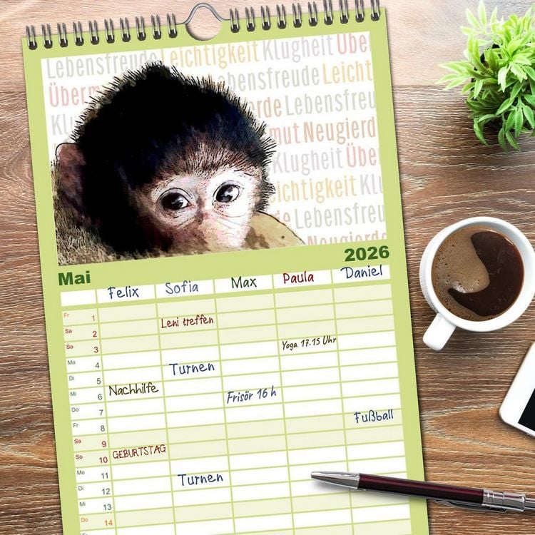 Produktbild: Familienplaner 2026 - Mein wildes Krafttier voller Achtsamkeit mit 5 Spalten (Wandkalender, 21 x 45 cm) CALVENDO
