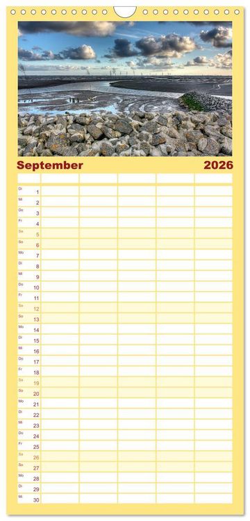 Produktbild: Familienplaner 2026 - Nordseebad Wremen - Strandimpressionen mit 5 Spalten (Wandkalender, 21 x 45 cm) CALVENDO
