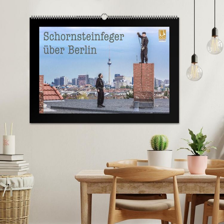 Produktbild: Schornsteinfeger &uuml;ber Berlin 2027 (Wandkalender 2027 DIN A2 quer), CALVENDO Monatskalender