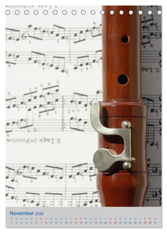 Produktbild: Instrumente - Musikalisch durch das Jahr (Tischkalender 2026 DIN A5 hoch), CALVENDO Monatskalender