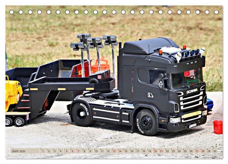 Produktbild: LKW Modelle beim Dampfmodellbautreffen in Bisingen (Tischkalender 2026 DIN A5 quer), CALVENDO Monatskalender
