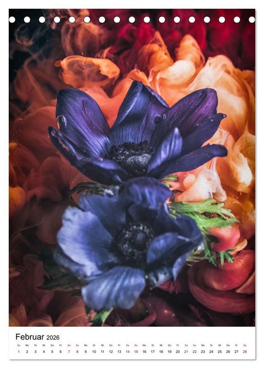 Produktbild: Spiel der Farben - Bl&uuml;ten unter Wasser mit Acrylfarben (Tischkalender 2026 DIN A5 hoch), CALVENDO Monatskalender