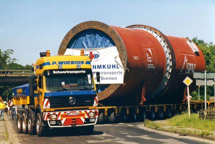 Produktbild: Schwerlastzugmaschinen unterwegs in den 1980er und 1990er Jahren