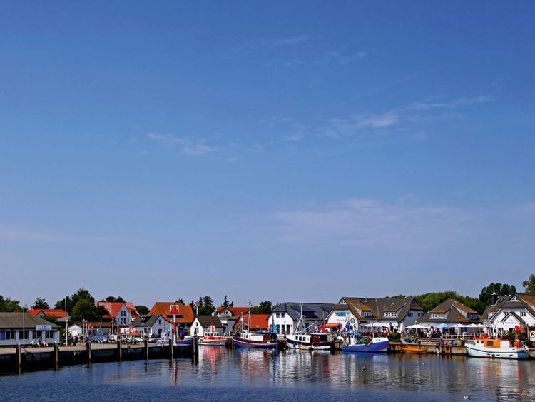 Produktbild: CALVENDO Puzzle Hafen von Hiddensee | 1000 Teile Lege-Gr&ouml;&szlig;e 64x48cm Foto-Puzzle f&uuml;r gl&uuml;ckliche Stunden