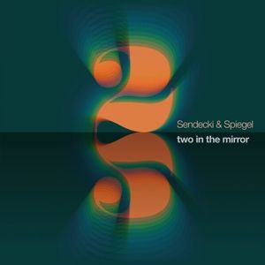 Produktbild: Two in the Mirror