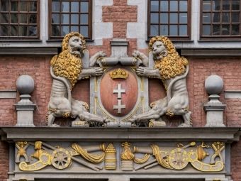 Produktbild: CALVENDO Puzzle Gro&szlig;wappen der Stadt Danzig am Gro&szlig;en Zeughaus | 1000 Teile Lege-Gr&ouml;&szlig;e 64x48cm Foto-Puzzle f&uuml;r gl&uuml;ckliche Stunden