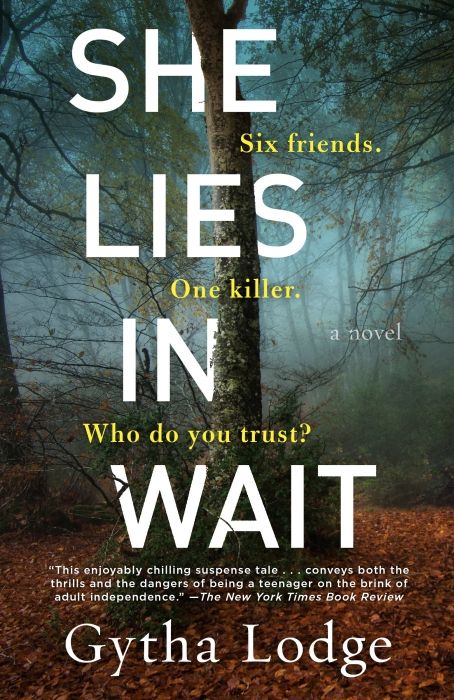 Produktbild: She Lies in Wait
