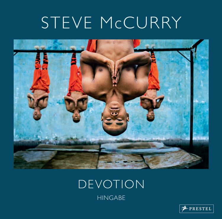 Produktbild: Steve McCurry: Devotion. Hingabe. 150 Farbfotografien zeigen die vielen Gesichter eines universellen Gef&uuml;hls