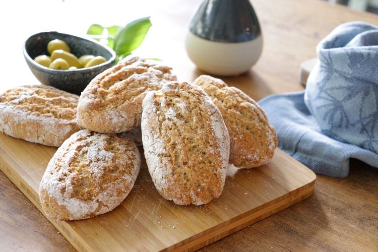 Produktbild: Die W&ouml;lkchenb&auml;ckerei: Gesund mit Brot & Kuchen