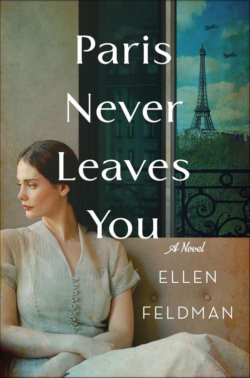 Produktbild: Paris Never Leaves You