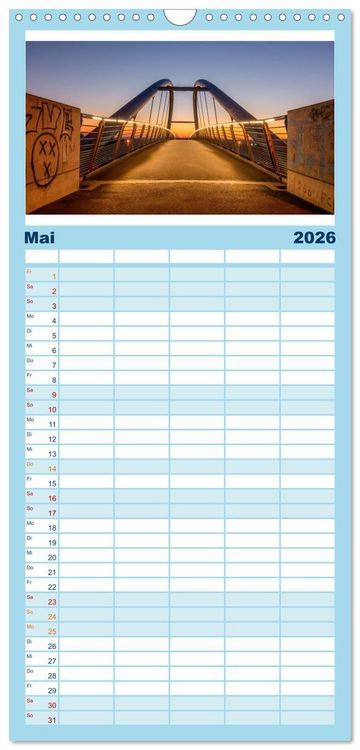 Produktbild: Familienplaner 2026 - Chemnitz zur blauen Stunde mit 5 Spalten (Wandkalender, 21 x 45 cm) CALVENDO