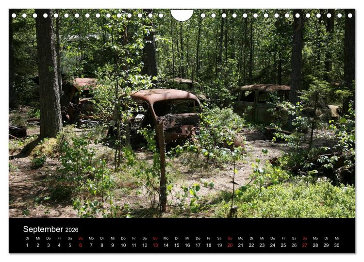 Produktbild: Schrottautos im Kyrk&ouml; Mosse (Wandkalender 2026 DIN A4 quer), CALVENDO Monatskalender