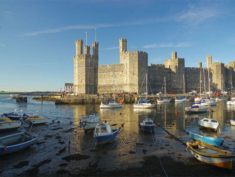 Produktbild: CALVENDO Puzzle Caernafon Castle in Wales | 1000 Teile Lege-Gr&ouml;&szlig;e 64x48cm Foto-Puzzle f&uuml;r gl&uuml;ckliche Stunden