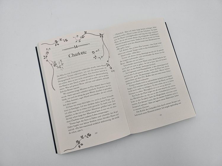 Produktbild: Rosefield Academy of Arts – The Promises We Make