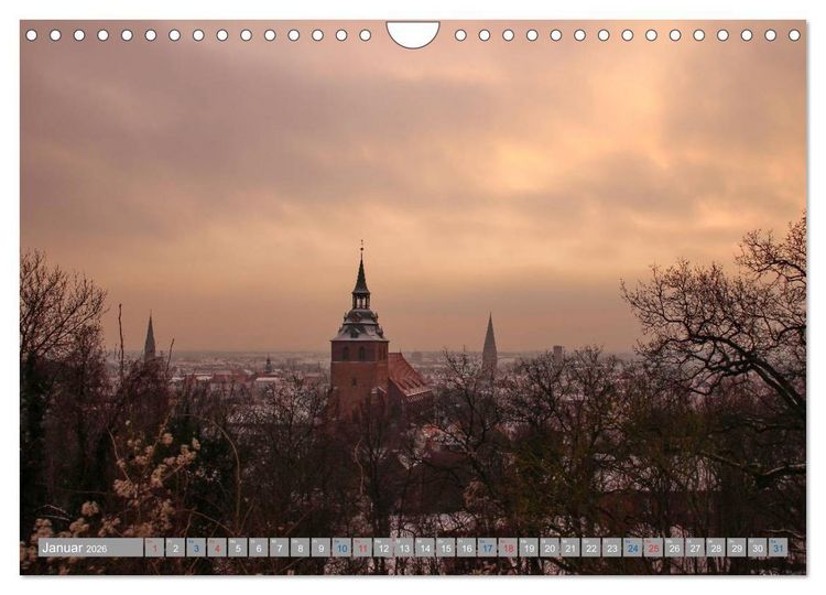Produktbild: L&uuml;neburg - Eine mittelalterliche und romantische Hansestadt (Wandkalender 2026 DIN A4 quer), CALVENDO Monatskalender