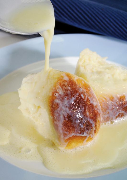 Produktbild: K&ouml;stlichkeiten aus Germteig