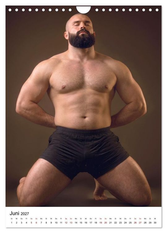 Produktbild: Yoga f&uuml;r Helden (Wandkalender 2027 DIN A4 hoch), CALVENDO Monatskalender