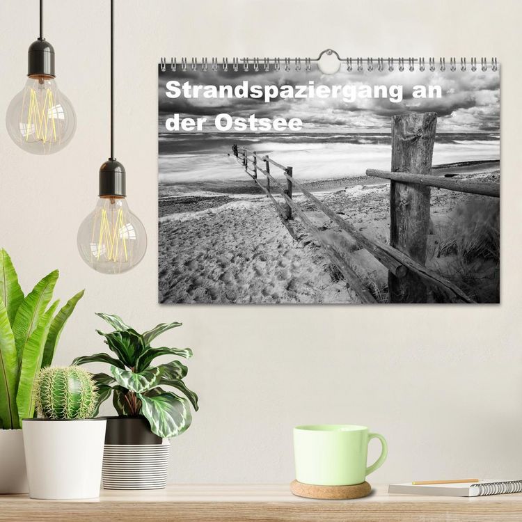 Produktbild: Strandspaziergang an der Ostsee (Wandkalender 2026 DIN A4 quer), CALVENDO Monatskalender